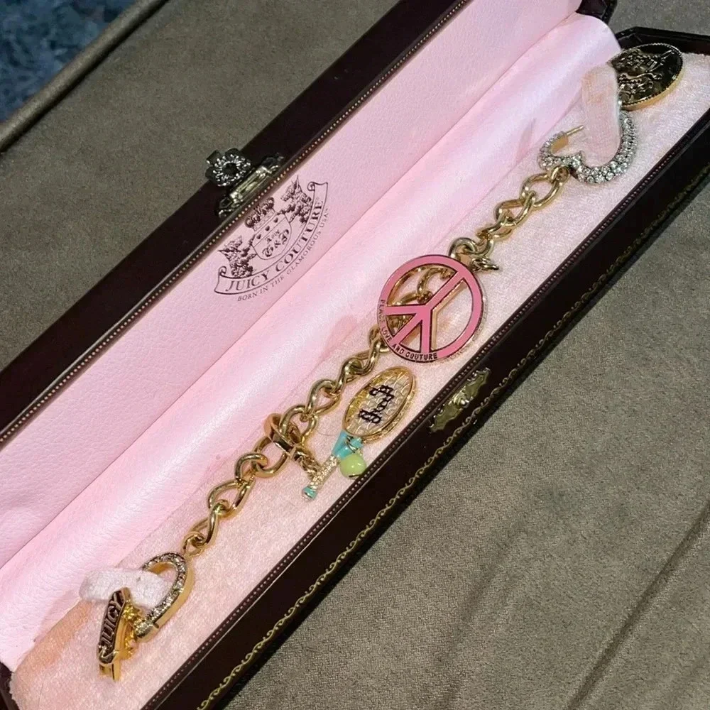 Vintage juicy couture charm gold tone bracelet
